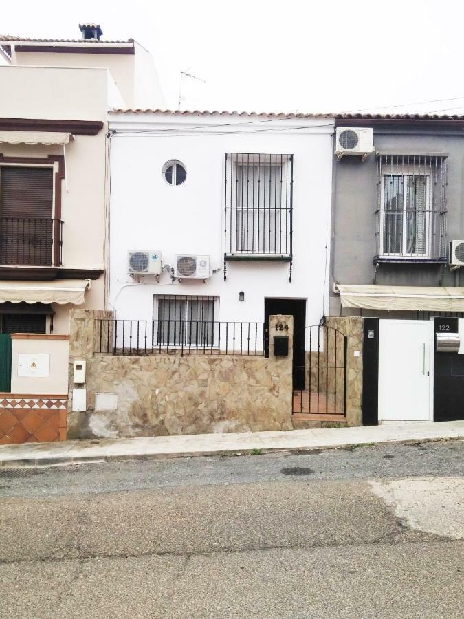 Vila Casa Junto A Italica Santiponce Exteriér fotografie